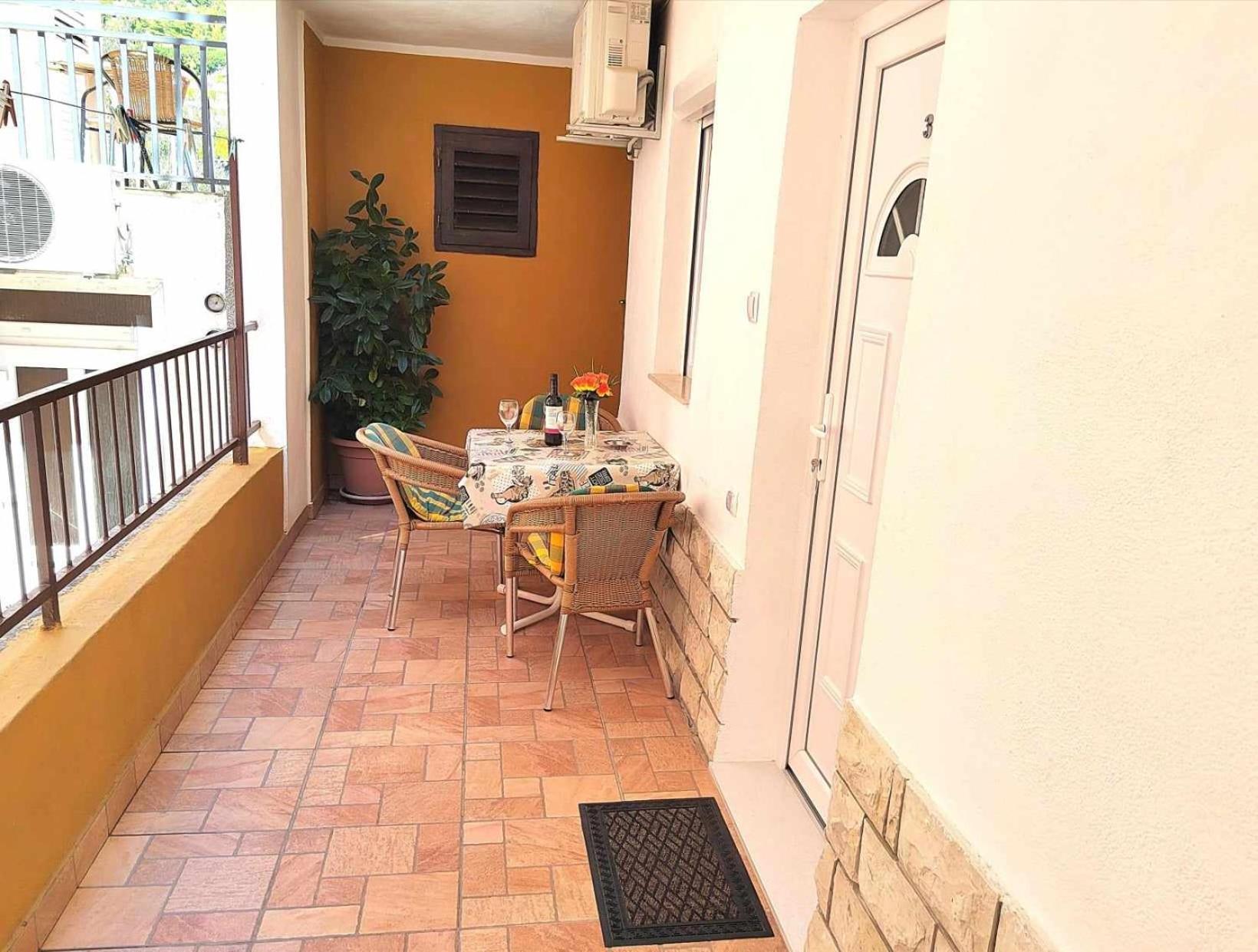 Apartmani Buljubasic Baška Voda Extérieur photo