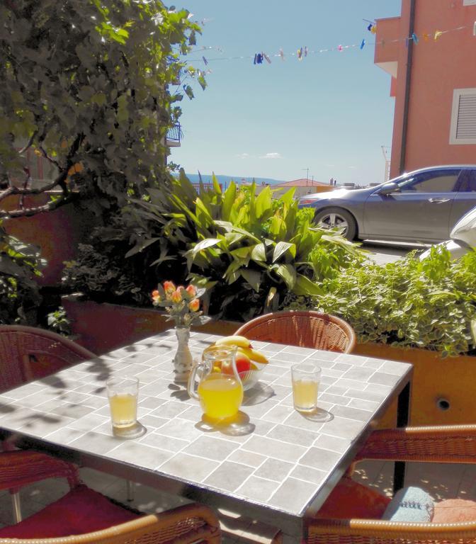 Apartmani Buljubasic Baška Voda Extérieur photo