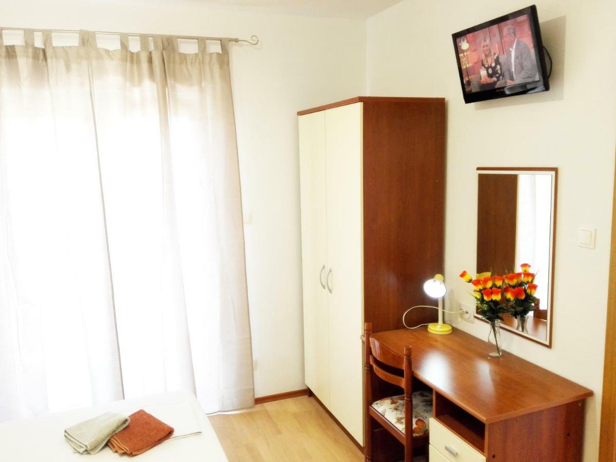 Apartmani Buljubasic Baška Voda Extérieur photo